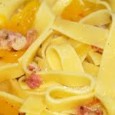 Questa volta un primo appetitoso, gli ingredienti sono senza dosi, perchè adattabili a più porzioni.A me è piaciuta molto e sicuramente la riproporrò anche variando il tipo di pasta. Ingredienti:...